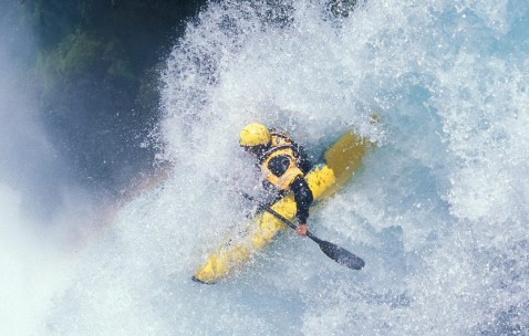爱游戏下载-篮球赛场焦点！西班牙队对阵韩国队，主力缺阵，替补球员挺身而出